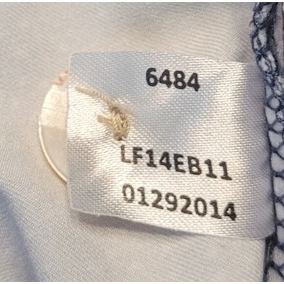 💙 Peter Millar Women’s Wicking Stretch Golf Shorts – Size 10 – Blue Geometric - Picture 11 of 12